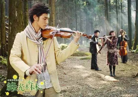 江南BoyNam|在伦敦把阮经天扒个精光原来30+熟男要保持幼稚才可爱