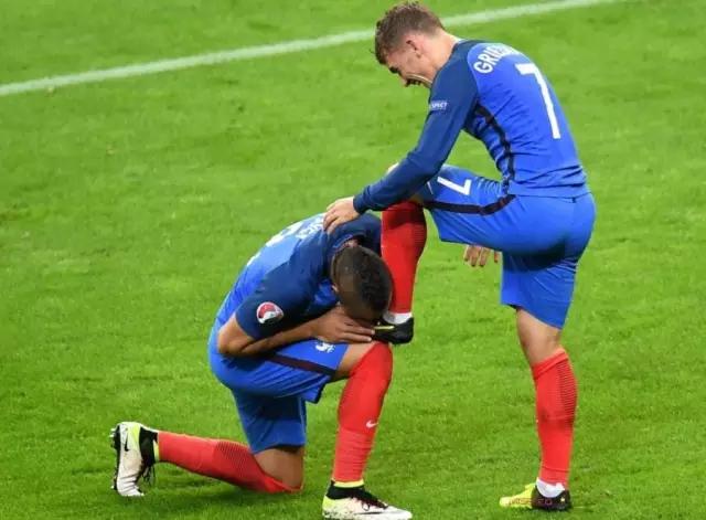 高卢雄鸡对战阿根廷,高卢雄鸡vs大力神杯