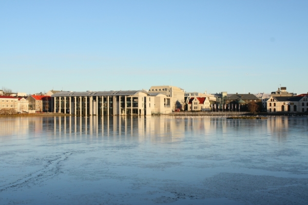 冰岛到底是什么样的国家,冰岛可以说是一个敢吃的国家