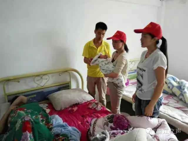 巾帼不让须眉英姿飒爽花木兰,巾帼不让须眉的女英雄花木兰