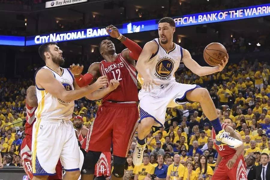 这个暑假要爽呆！游泳馆免费向学生开放，足球篮球乒乓球技能免费教，时间地点在这里...