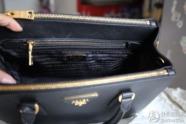 拎PRADA的小恶魔 — 三亚免税店购入 PRADA 普拉达