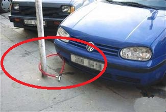 一般有几种方式锁车,你没见过的锁车方式
