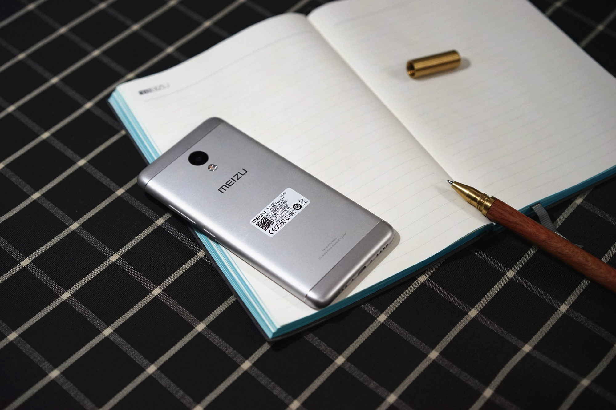 红蓝之争魅蓝3s红米3s,魅族红米3s测评