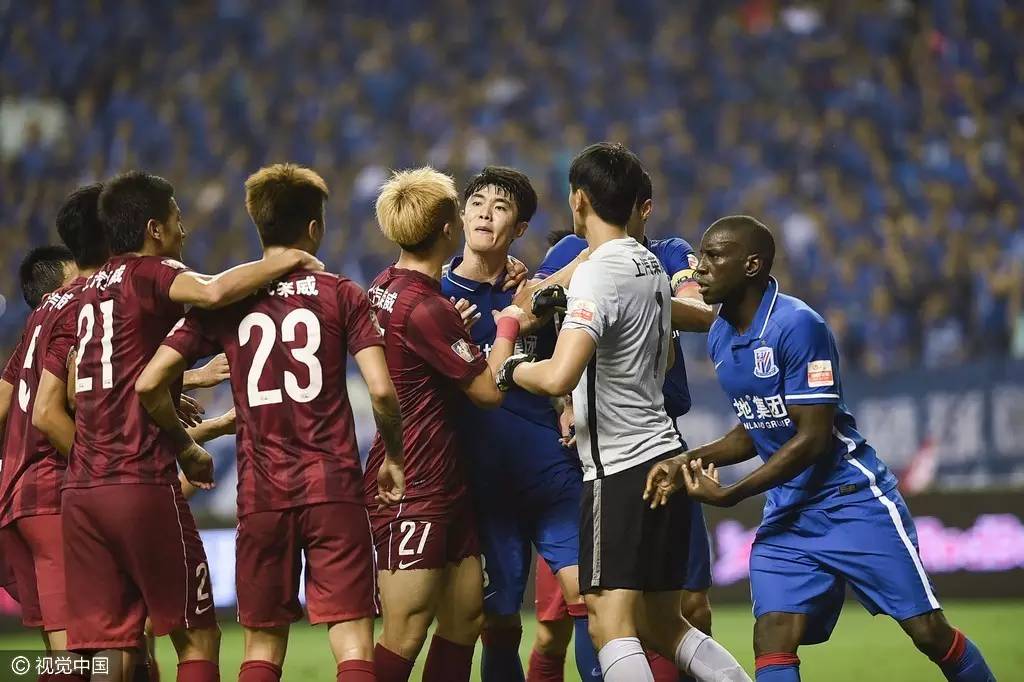 登巴巴断腿比赛,登巴巴断腿足球视频