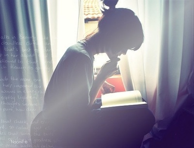 女子火车站痛经倒地,19岁小姑娘痛经去医院检查