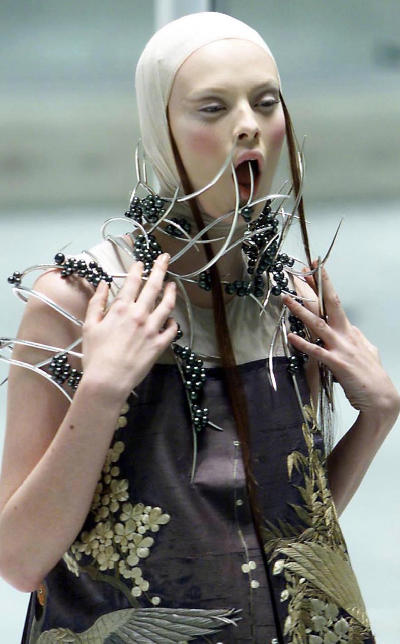 已故时尚大师DNA做的*皮人**面料你敢用吗？