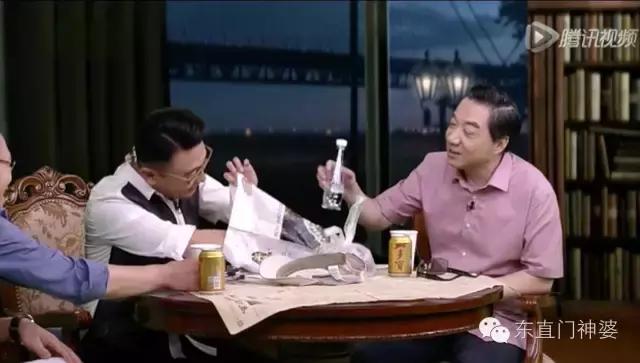 直播2小时火爆到网瘫，看什么鲜肉，要什么大叔！局座我们来了！