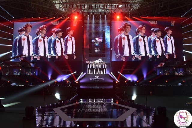 easyhoon沙皇皮肤在哪一队拿到的,skt冠军皮肤烬回城