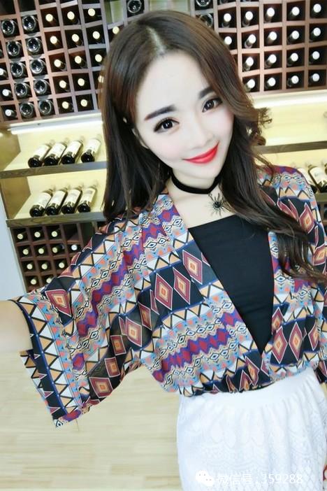 快来吧！和时尚达人们一起玩转这个清凉的夏天了