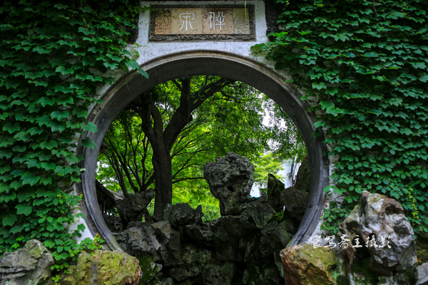 惠山古镇江南第一山介绍,江南第一古镇梅里古镇夜景