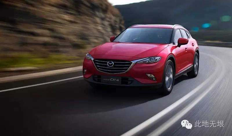 尽管我被卡在后排座椅上，我还是给这款车点了赞