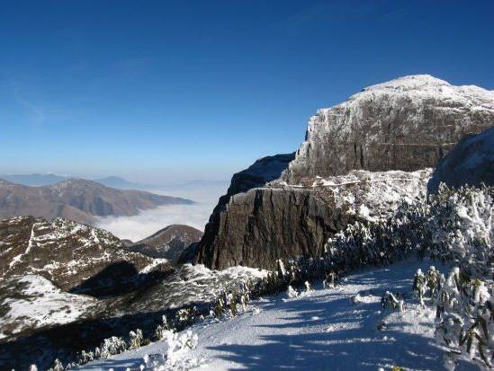 夏天没有WIFI和空调就活不下去了？NO！来云南给你新选择