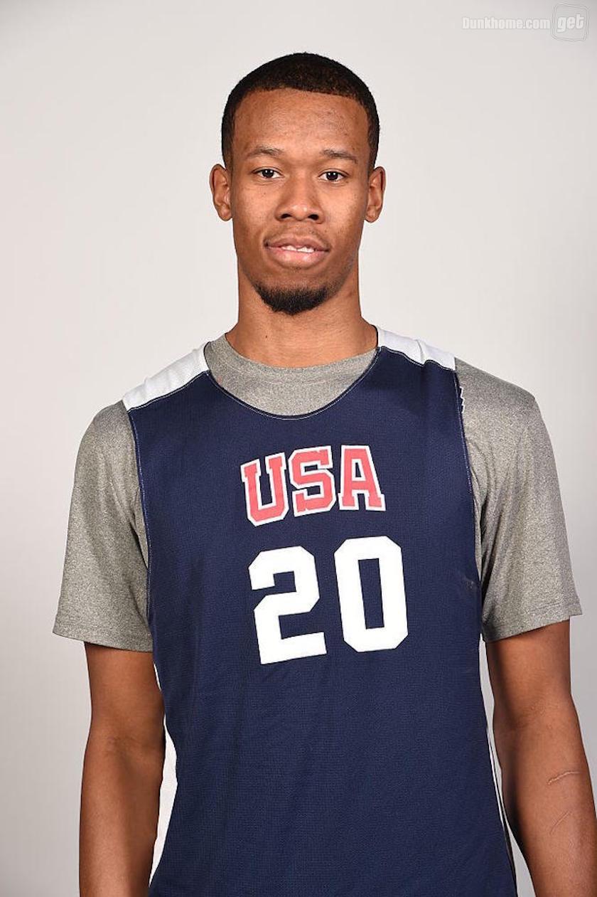 新星收集器！美国男篮选拔队定妆照公布