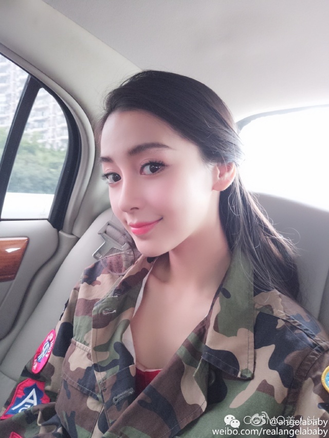 黄皮肤黑皮肤涂什么颜色的唇膏,肤色偏黑买什么样的唇膏