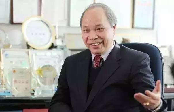 人物丨这位南海乡亲是GUCCI、NIKE的坚实后盾！敢与意大利人比时尚！