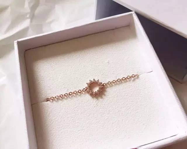 项链女款高级感轻奢小众百搭配饰,男生戒指配饰推荐小众高级款