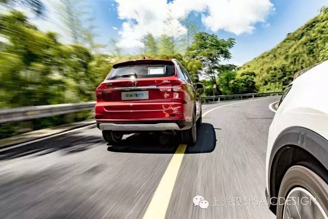 荣威2016rx5互联网自动版,荣威全新rx5模型