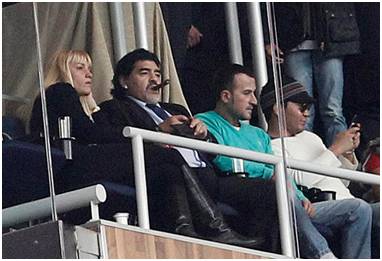 球场看台“黄金位置“在哪里？