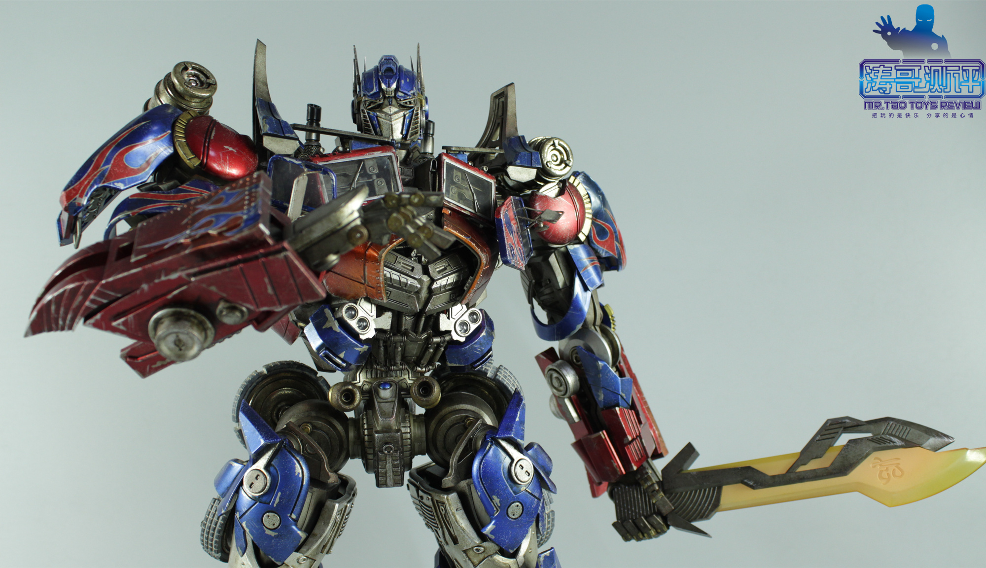 涛哥测评变形金刚3a,国产变形金刚3u级飞翼擎天柱