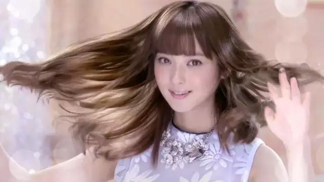 日本有哪些高颜值的女明星,最迷人的日本女明星白石麻衣