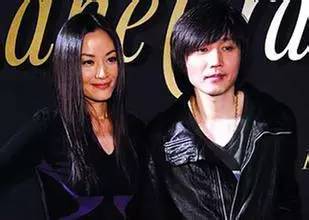 张亚东瞿颖官宣,张亚东瞿颖分手