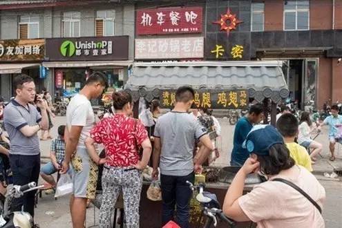 鼓楼夜市和西司夜市分别在哪,鼓楼夜市和西司夜市哪个好