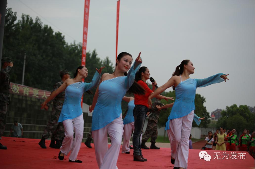 欢送英雄凯旋现场,欢送抗洪救灾人民子弟兵视频