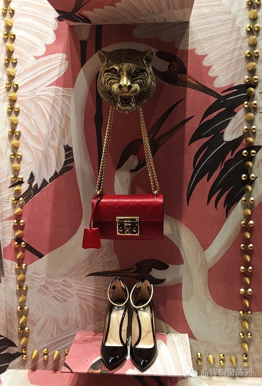 gucci服装橱窗展示,gucci最新橱窗主题