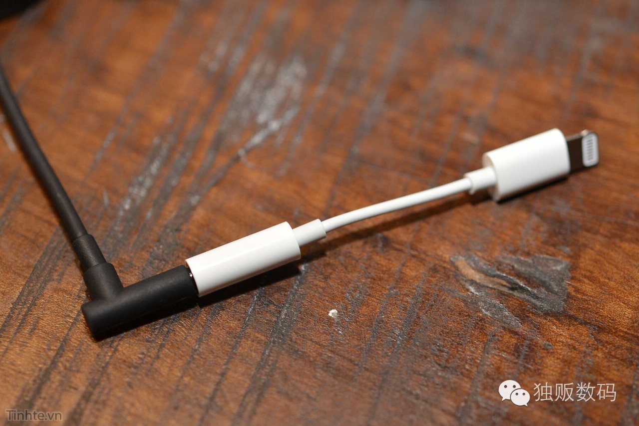 3.5毫米lightning转接头,3.5毫米耳机转lightning接口