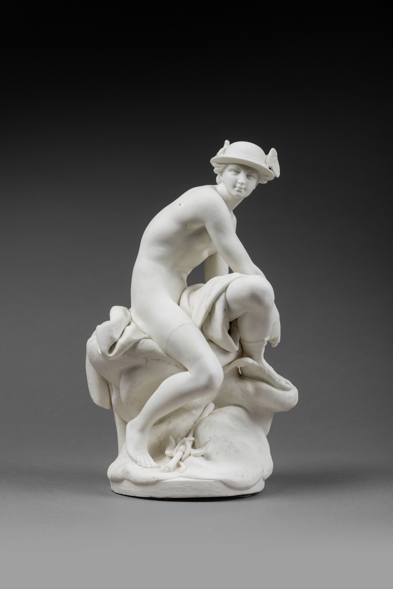 优雅的法国塞夫勒裸瓷艺术和它背后的贵人|艺海拾真