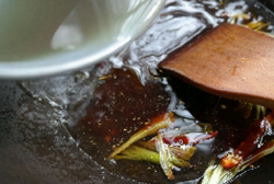 酱烧墨鱼仔冷菜摆盘,酱烧墨鱼仔做法大全