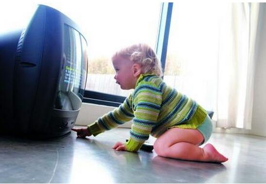 宝宝爱看电视怎么办,三招就可以搞定