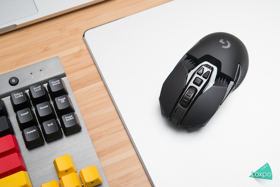 罗技鼠标g900是蓝牙无线鼠标吗 (罗技g900g无线鼠标)