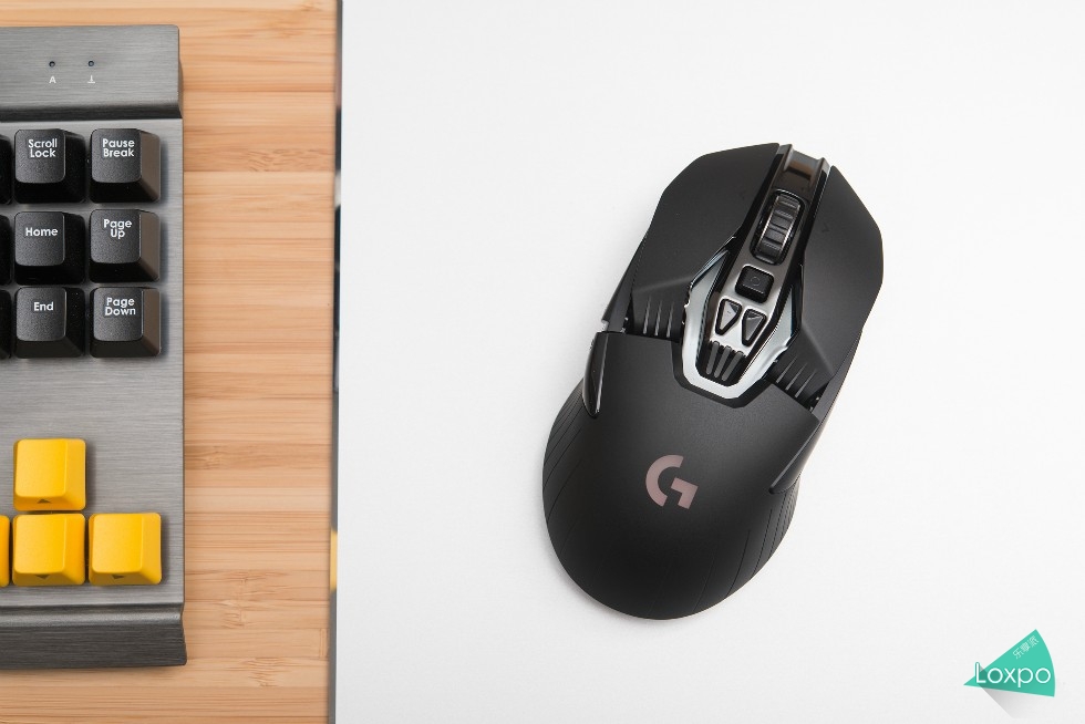 罗技鼠标g900是蓝牙无线鼠标吗 (罗技g900g无线鼠标)