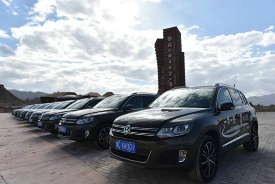 超多美图慎入！开神车，走丝路，这些不可思议的美景就在中国！