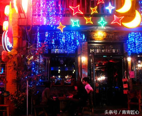 阳朔益田西街茧爱音乐酒吧,阳朔西街风情街酒吧