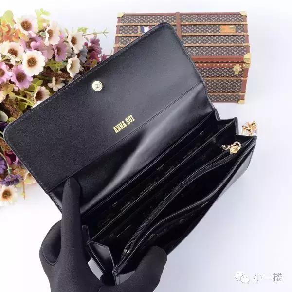 钱包要选什么样的才好,什么牌子的钱包好看适合女孩子