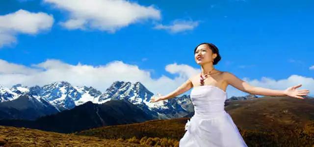 云南旅拍婚纱照推荐哪家最好,云南丽江拍婚纱照一套多少钱