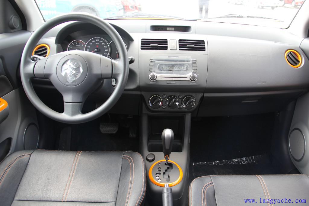 铃木雨燕酷玩版自动值得买,2018铃木雨燕酷玩版黑武士