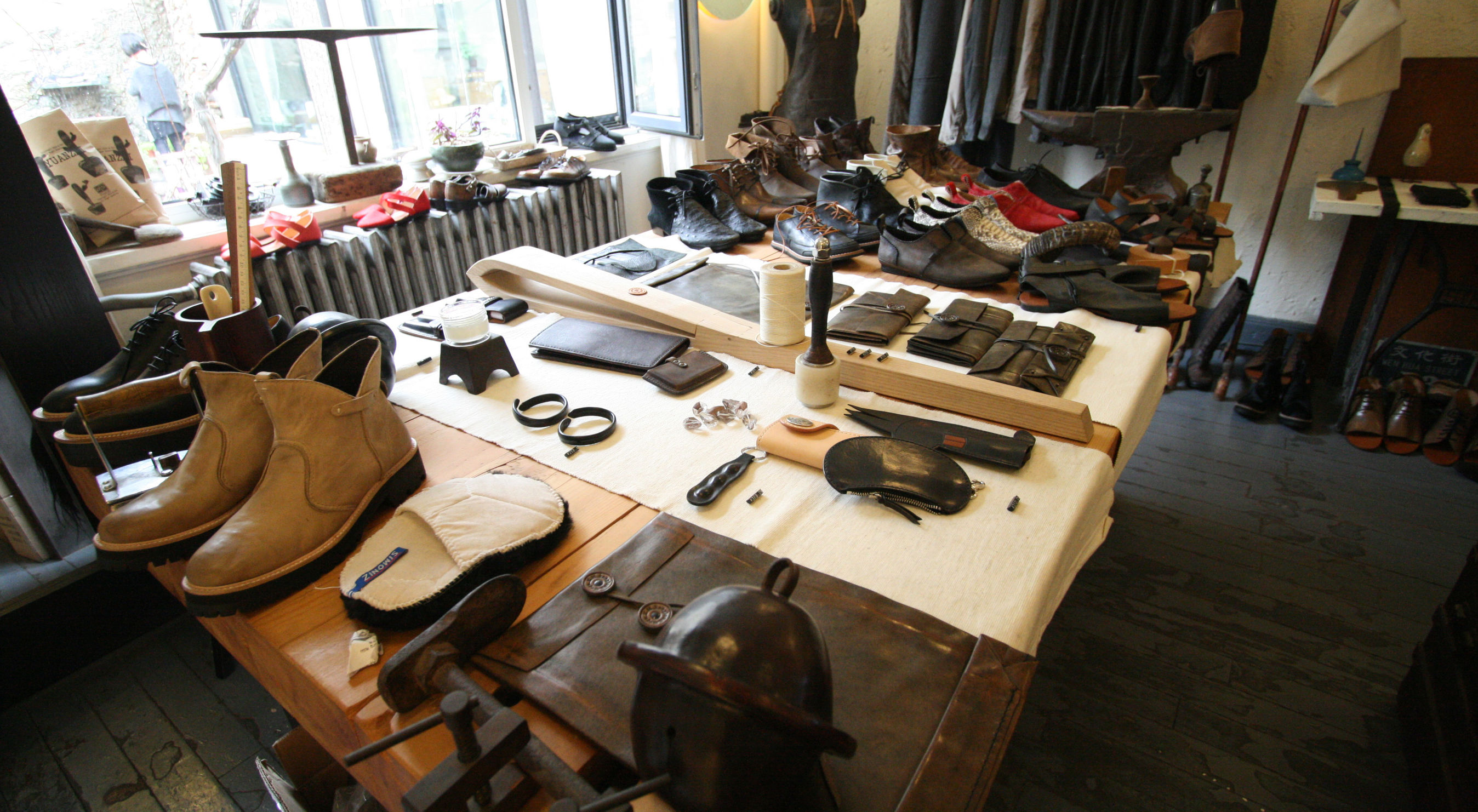 汽车内饰皮具如何保养,皮具保养小知识