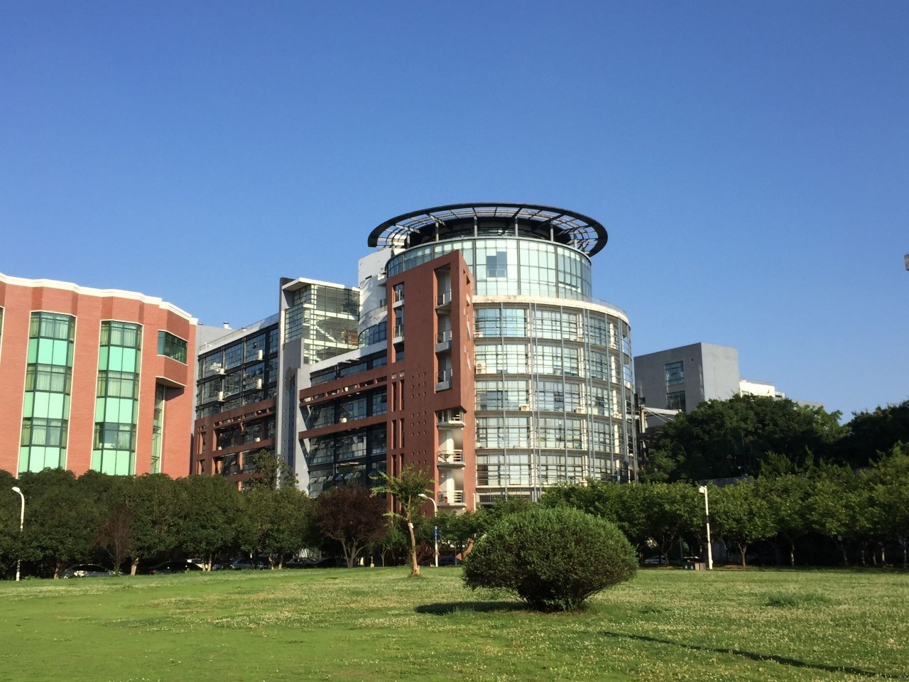 迷迷糊糊记不清？小诗带你认识教学楼！