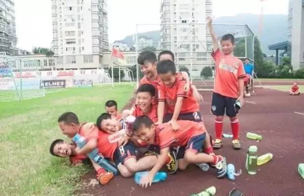 浙江衢州市足球队,衢州足球队踢宁波