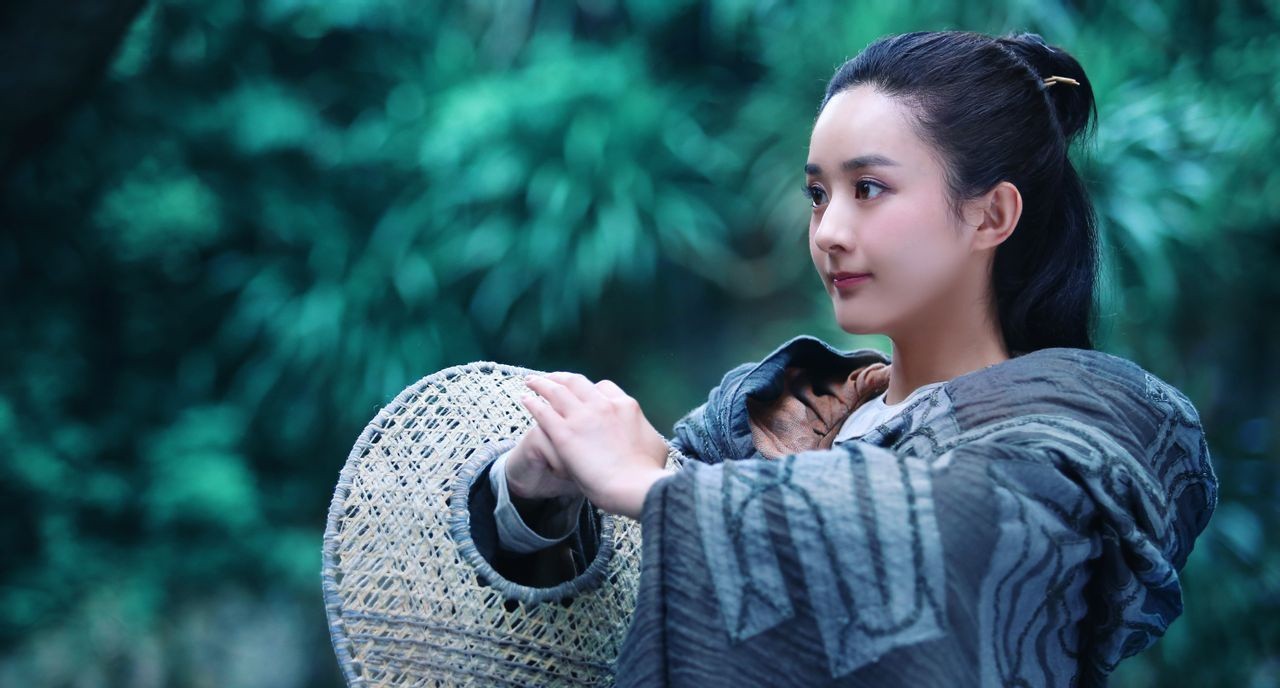 赵丽颖腿长多少,赵丽颖腿长两米八