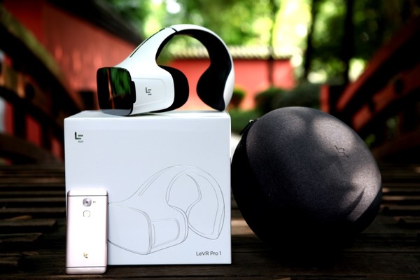 乐视超级头盔支持手机,乐视超级头盔怎么用