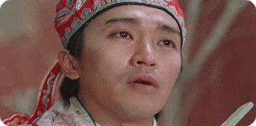 老牛吃嫩草!退休老警察凭什么获得年轻美少女疯狂垂青?