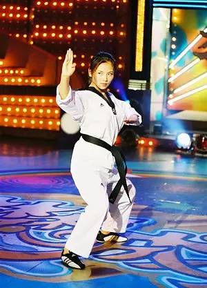 孙杨和宁泽涛的腹肌,孙杨和宁泽涛肌肉