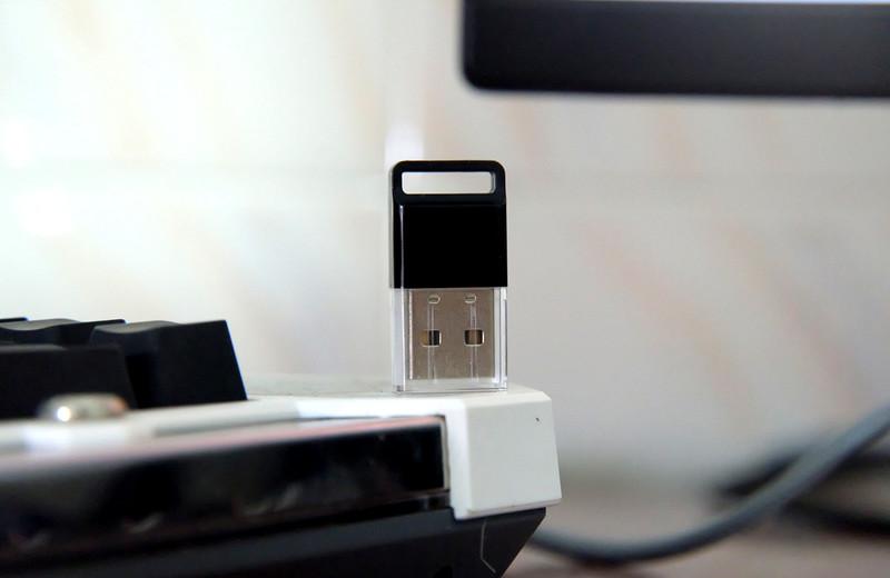 绿联蓝牙适配器4.0,绿联4.0蓝牙适配器连接蓝牙耳机