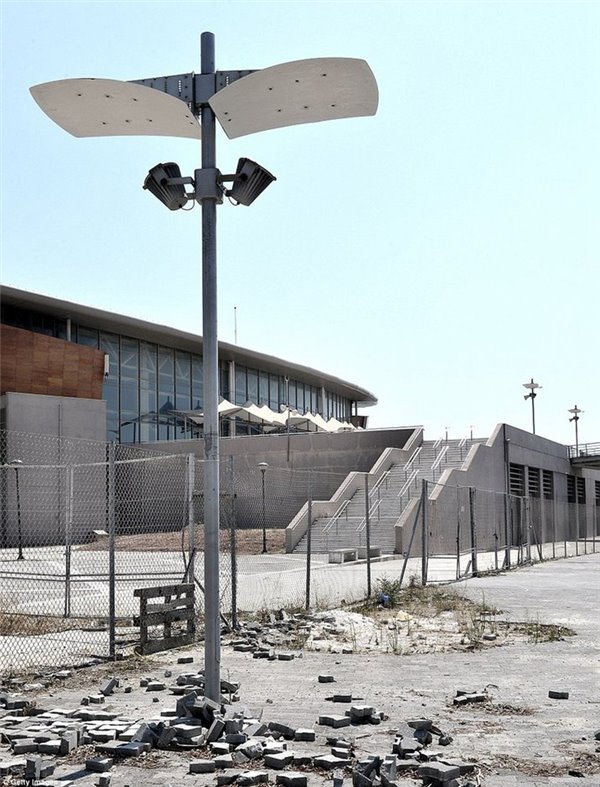 雅典奥运会场馆旧址,雅典废弃场馆