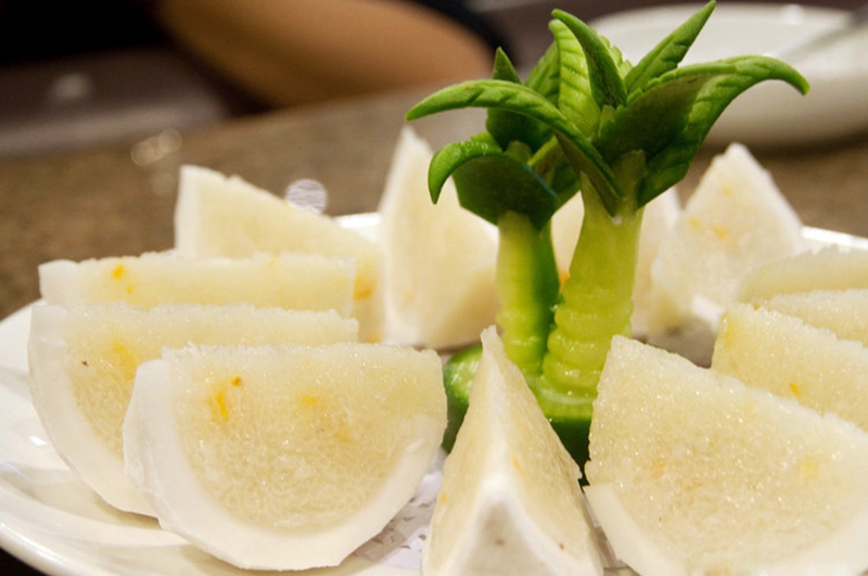 紧急情况下椰汁可以注入血管,椰子水为什么可以用于静脉输液